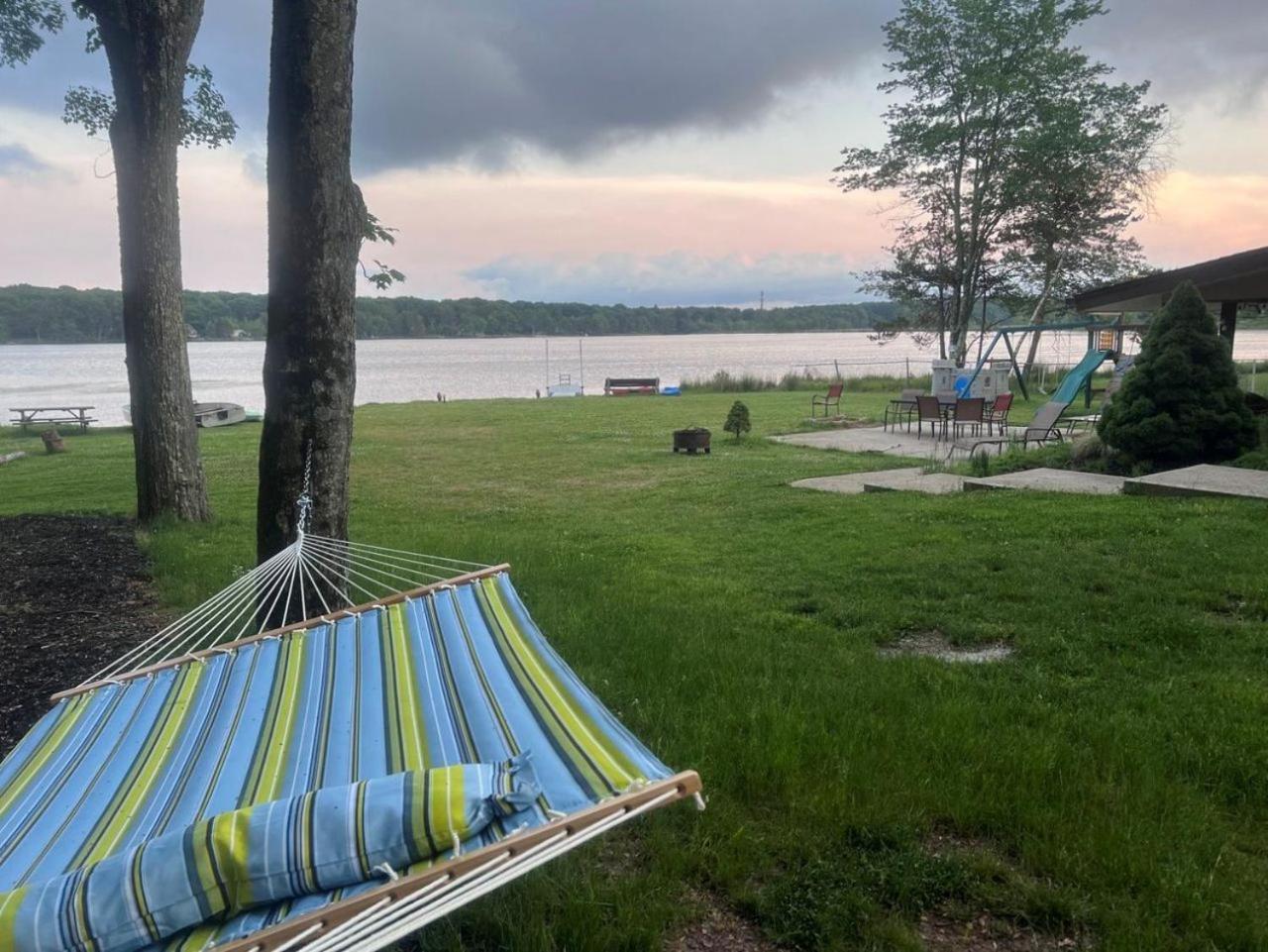 Hideaway - Lakehouse/Spa/Dock/ Pocono Summit Esterno foto
