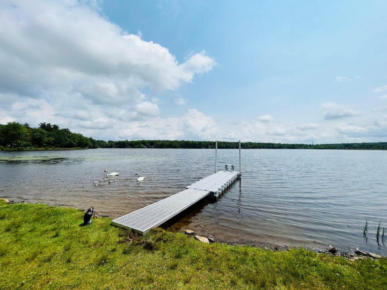 Hideaway - Lakehouse/Spa/Dock/ Pocono Summit Esterno foto